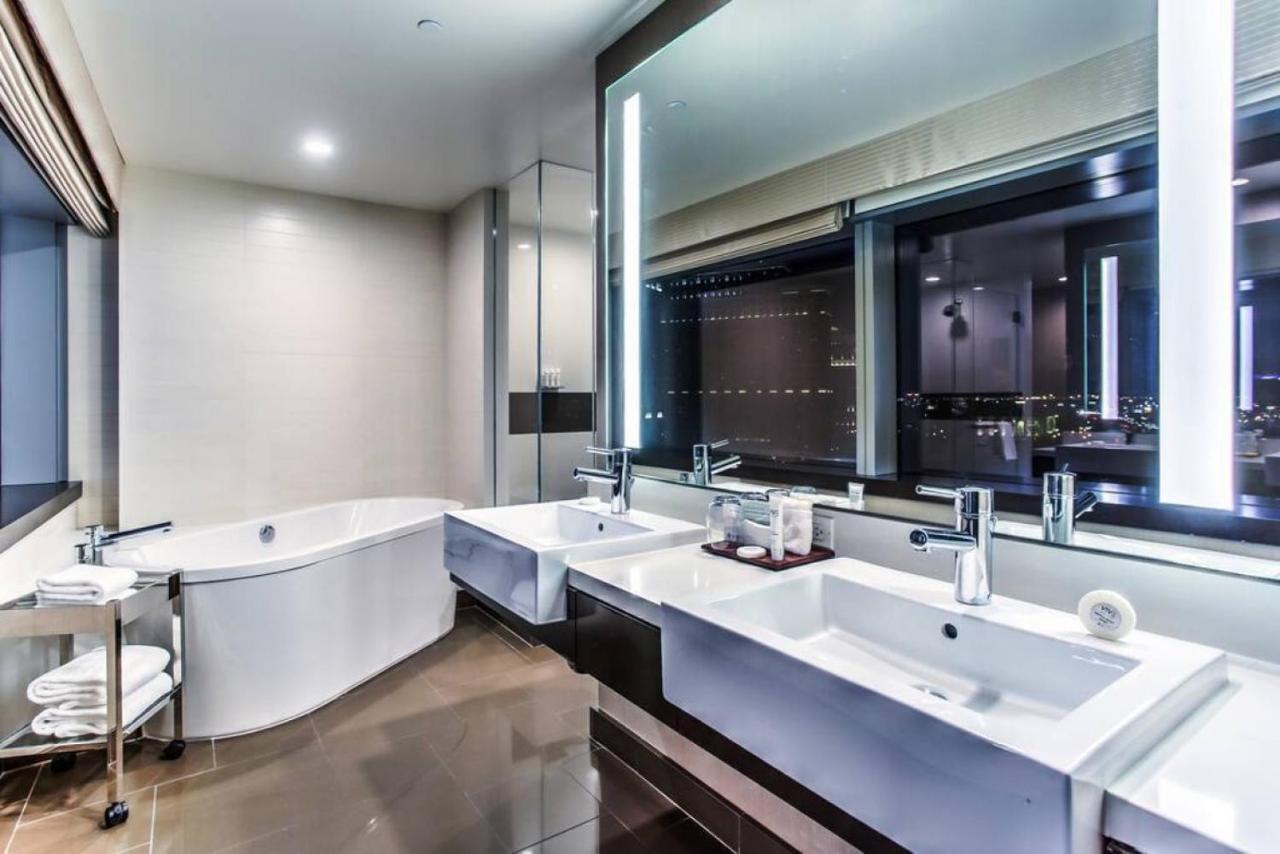 City Center - Panoramic Corner Suite At Vdara Las Vegas Esterno foto